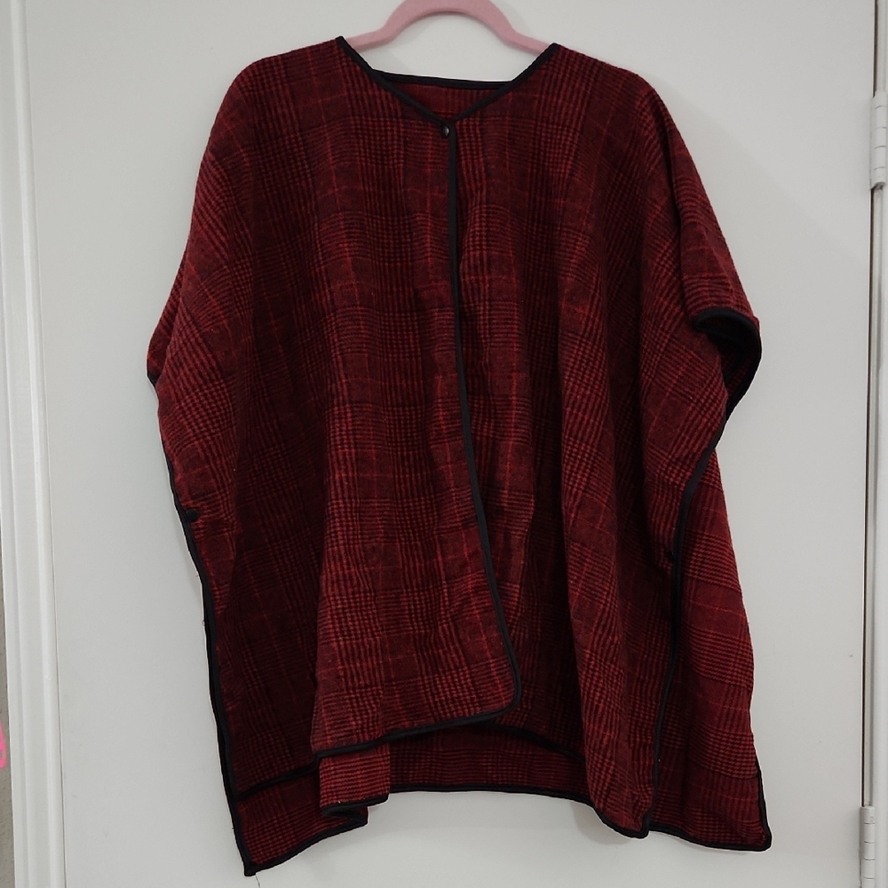 Women's Red Plaid Poncho | Size M